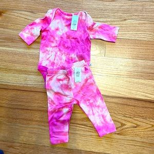 Pink the die matching set 0-3m NWT